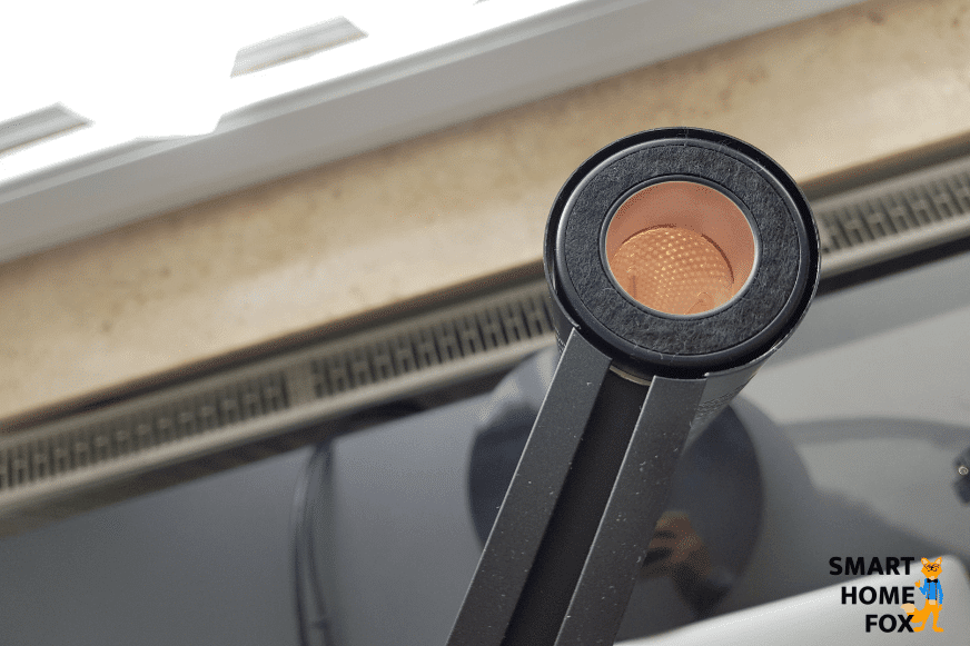 Magnetic closure of the Dyson Lightcycle Morph